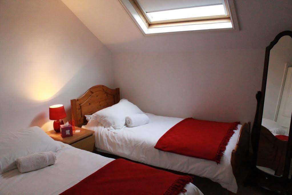 Woodland Guesthouse Дарлингтон Экстерьер фото