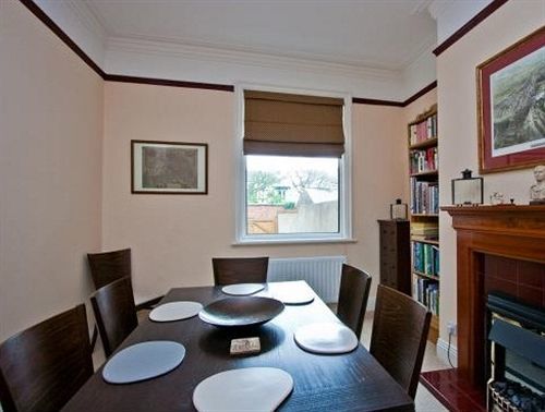 Woodland Guesthouse Дарлингтон Экстерьер фото